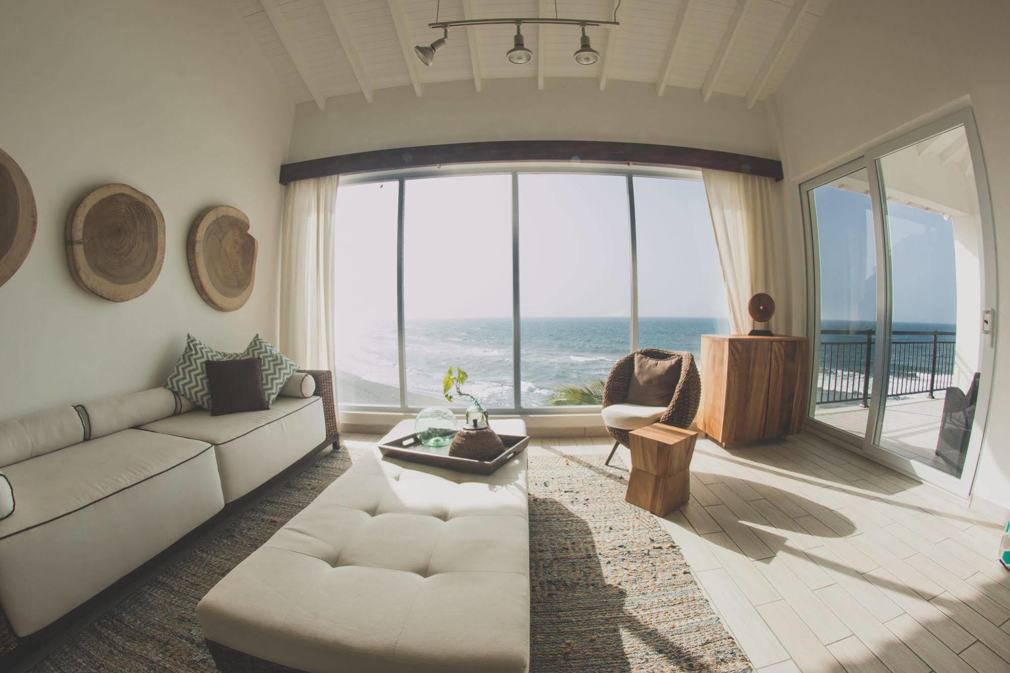 Playa Escondida Beach Club เตลา ภายนอก รูปภาพ